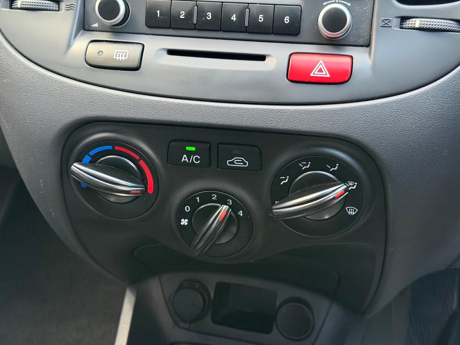 Used Kia Rio 2010 for sale - 77053985: Photo 27