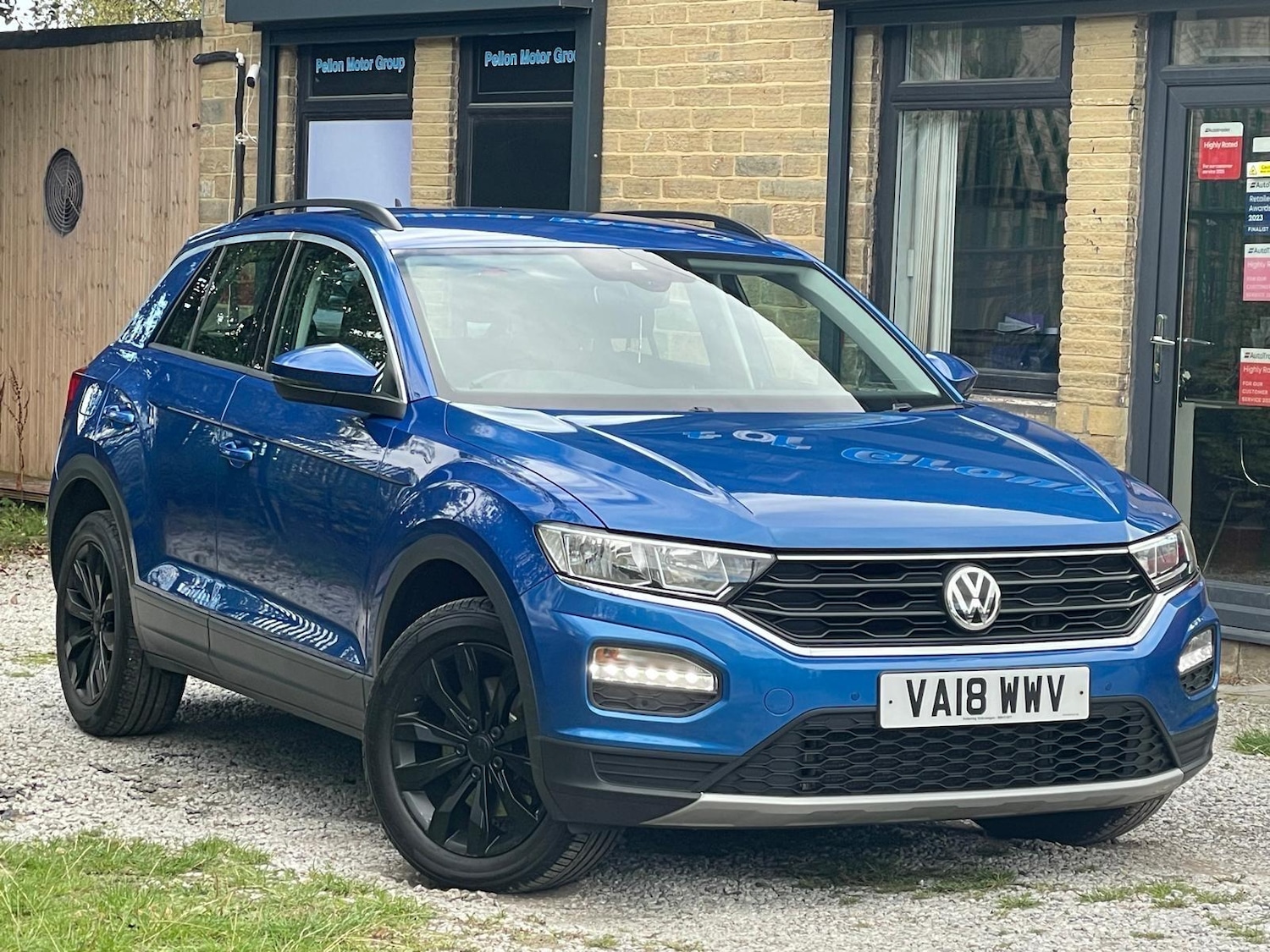 Used Volkswagen T-Roc 2018 for sale - 77131743: Photo 1