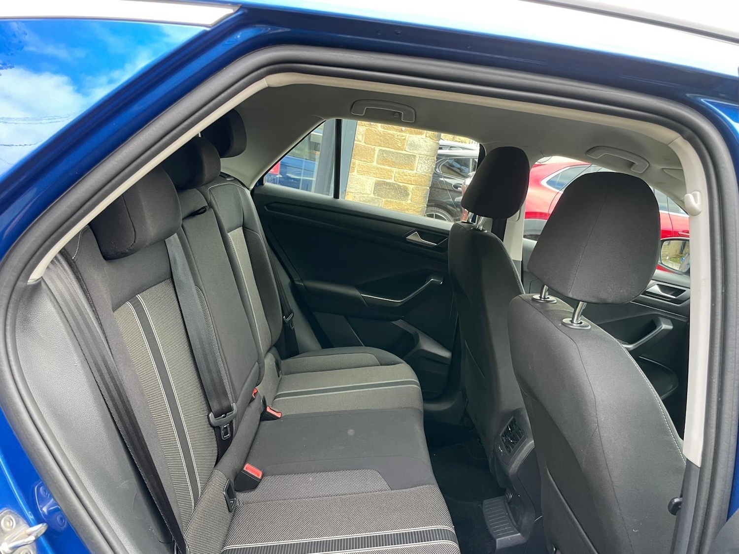 Used Volkswagen T-Roc 2018 for sale - 77131743: Photo 22