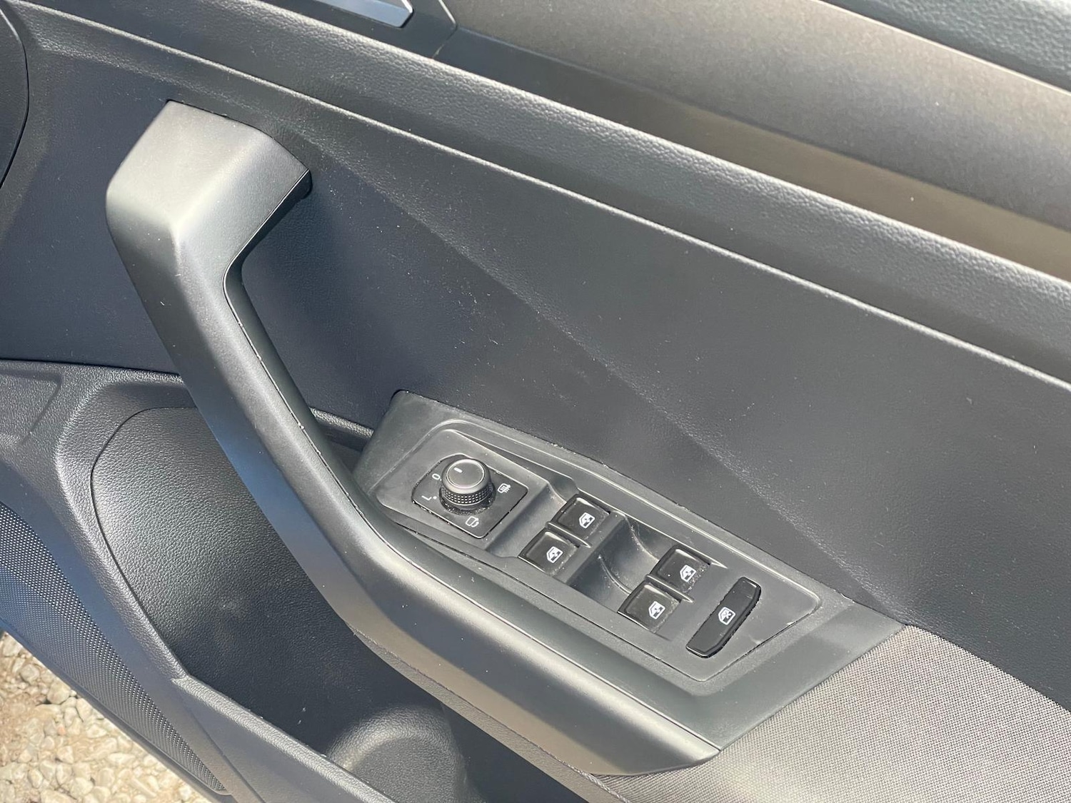 Used Volkswagen T-Roc 2018 for sale - 77131743: Photo 28