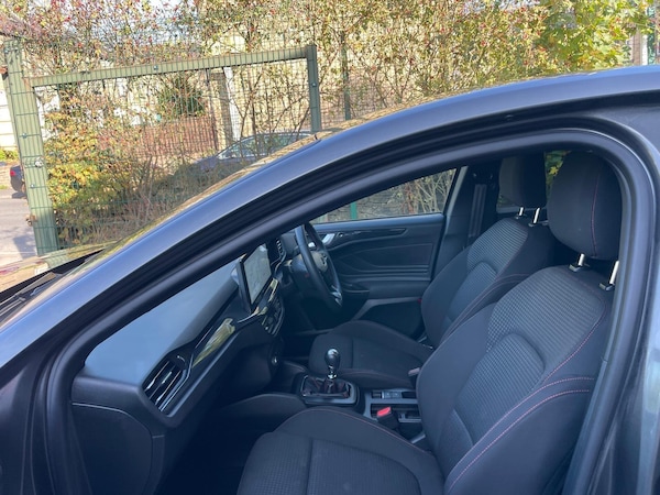 Used Ford Focus 2023 for sale - 76314757: Photo 19