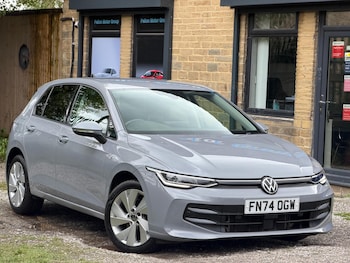 Used Volkswagen Golf 2024 for sale - 78636531: Photo
