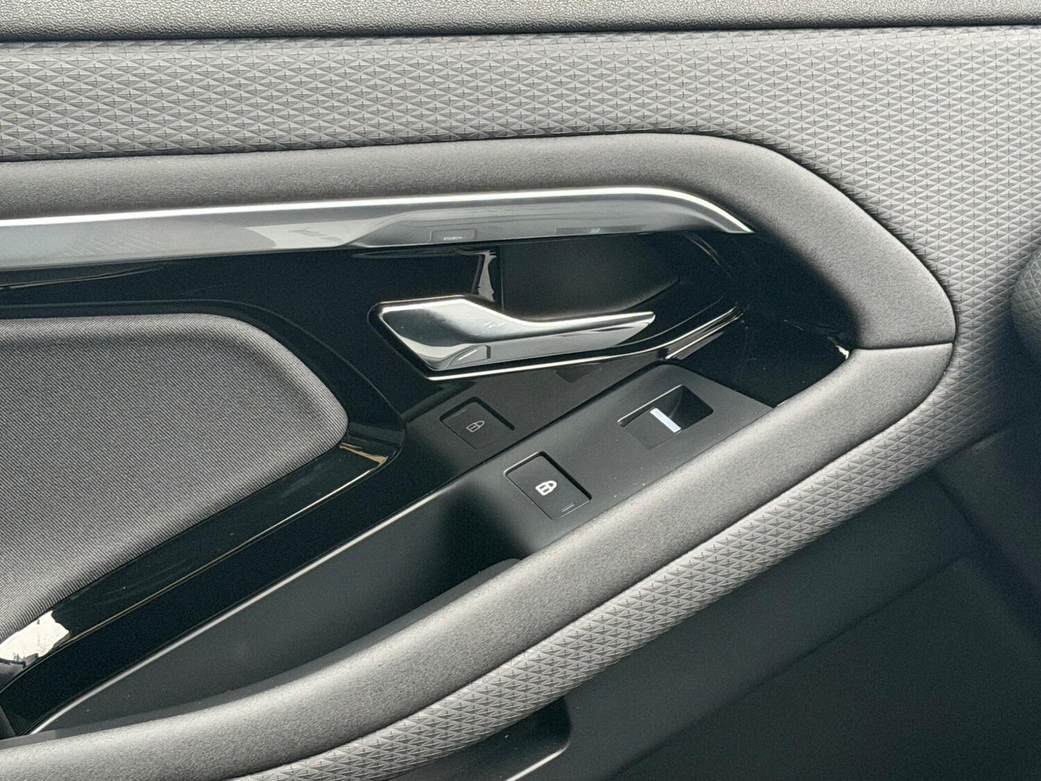 Used Land Rover Range Rover Evoque for sale - 77625829: Photo 37