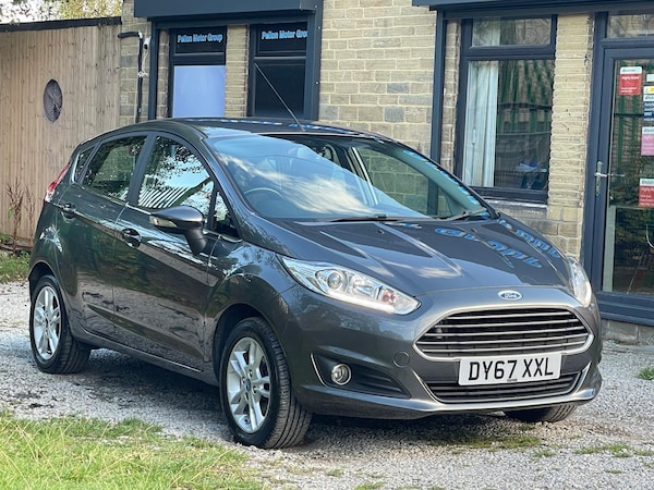 Used Ford Fiesta 2017 for sale - 76122914: Photo 2