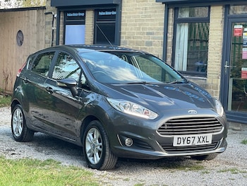 Used Ford Fiesta 2017 for sale - 76122914: Photo 2