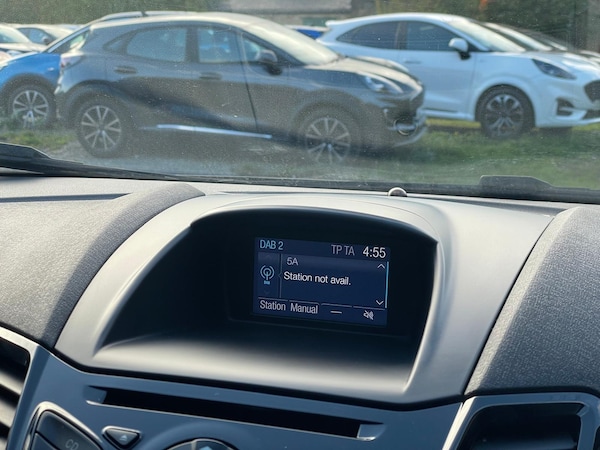 Used Ford Fiesta 2017 for sale - 76122914: Photo 32