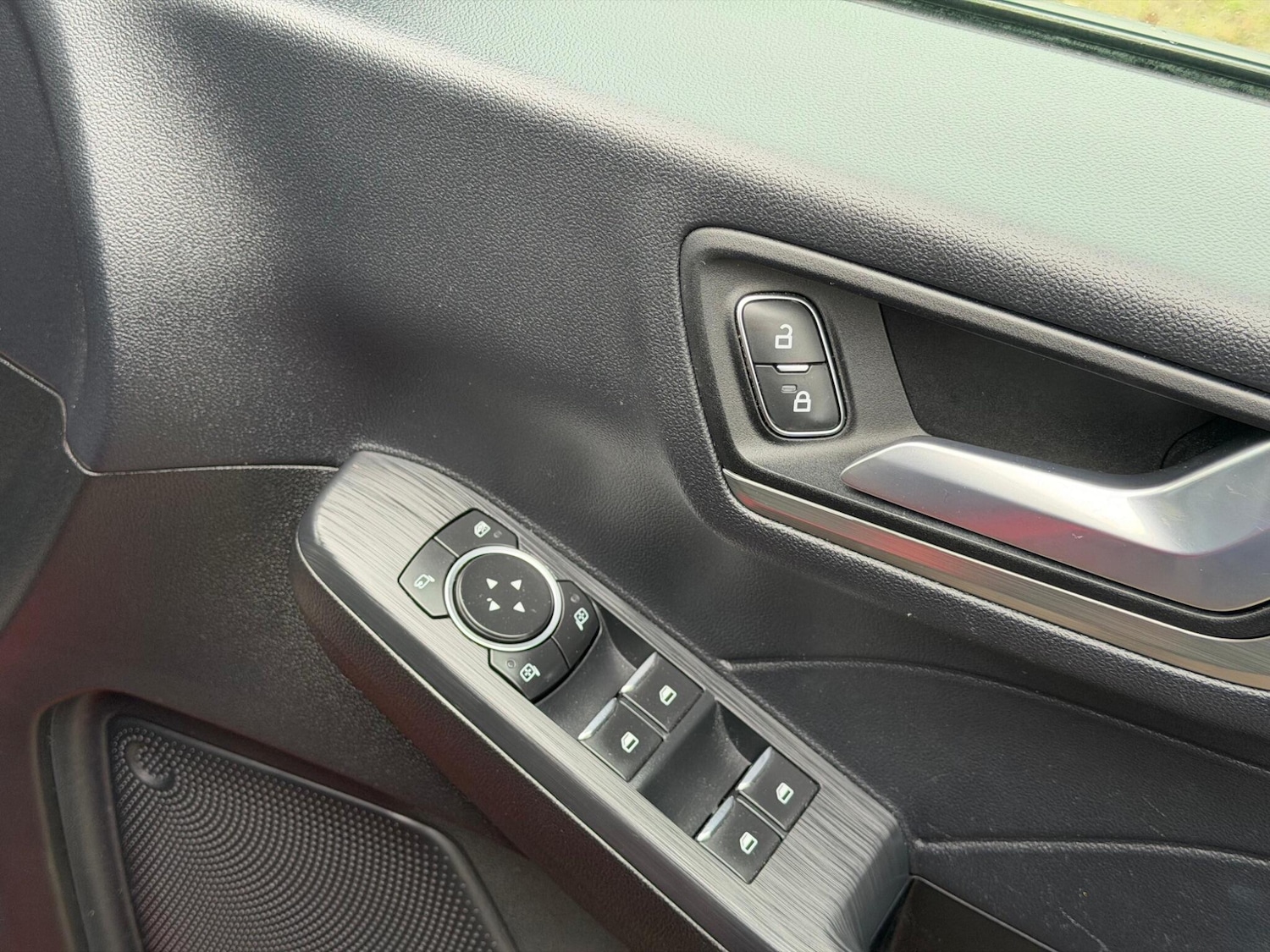 Used Ford Kuga for sale - 77658995: Photo 46