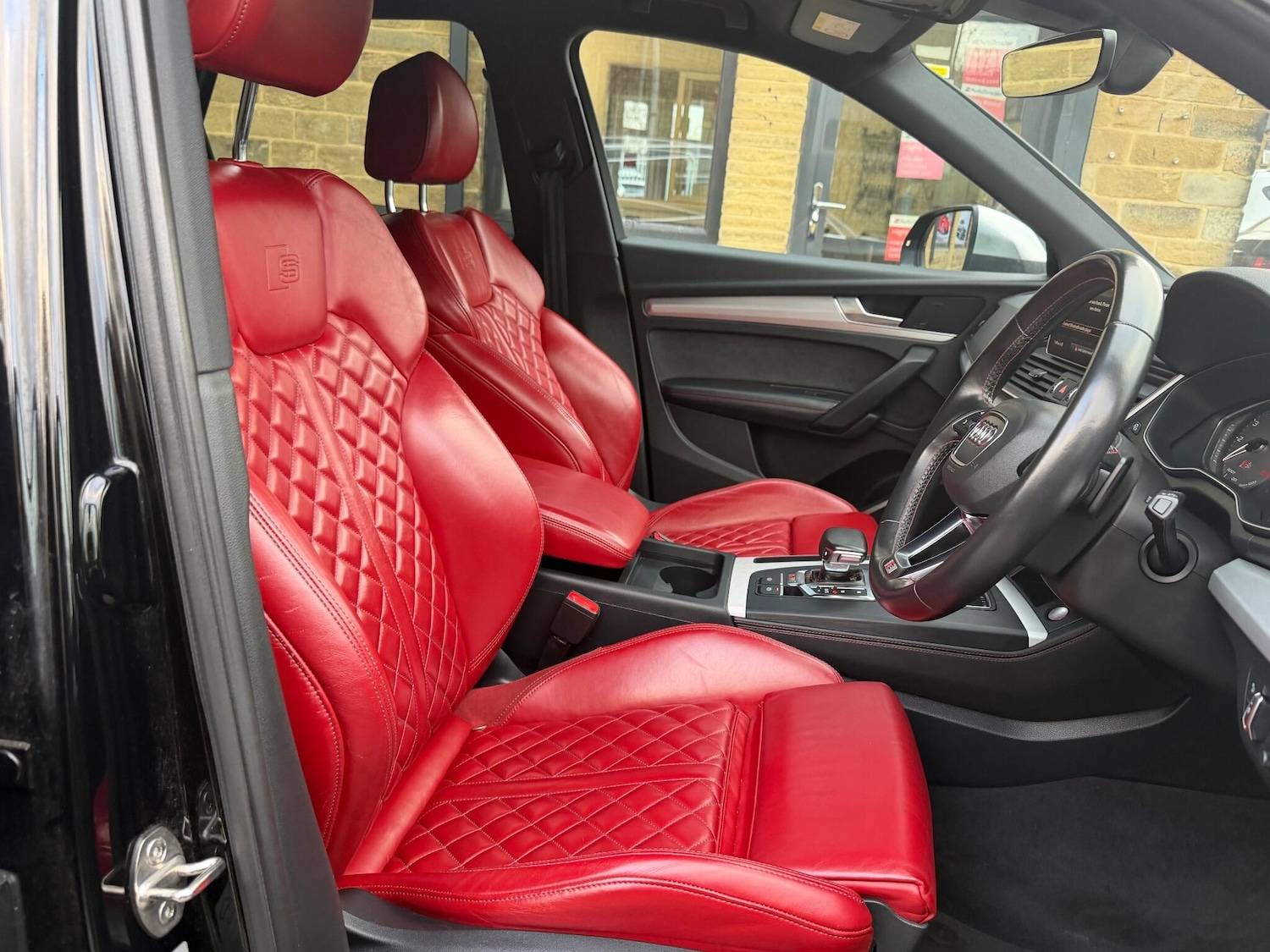 Used Audi Q5 2018 for sale - 77052465: Photo 2