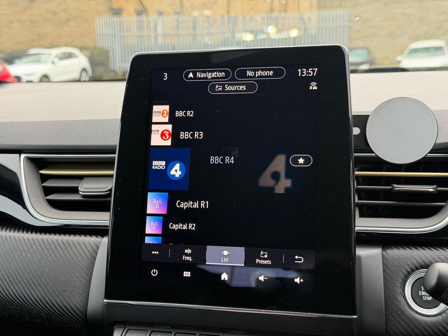 Used Renault Captur for sale - 77216332: Photo 17