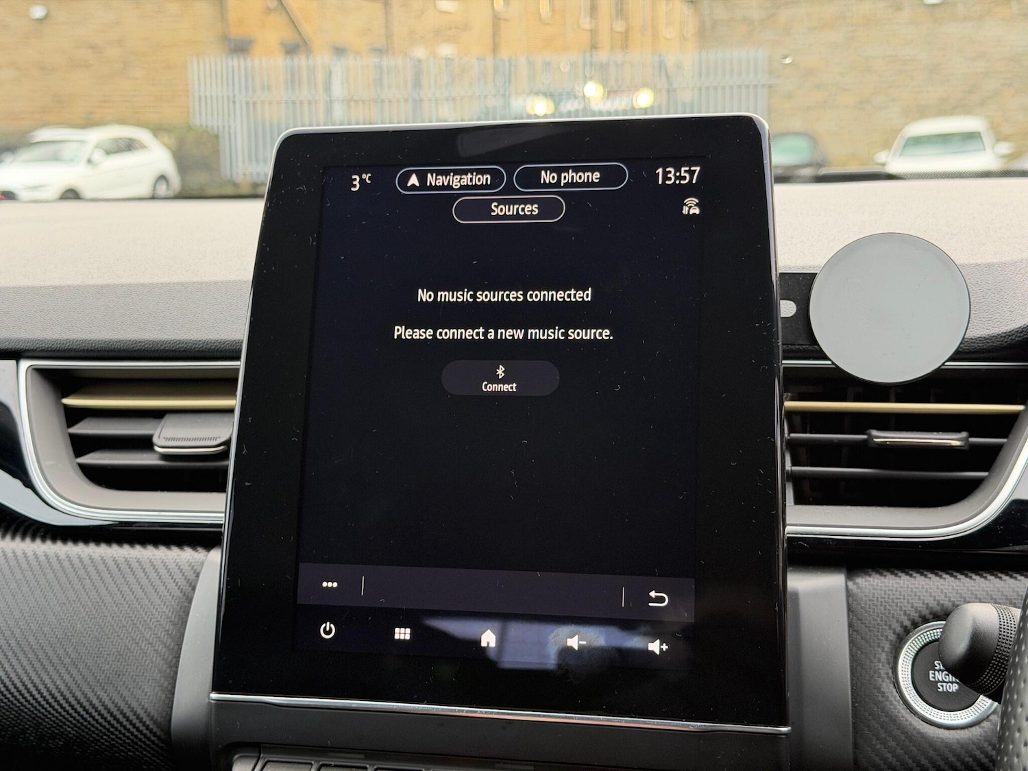 Used Renault Captur for sale - 77216332: Photo 18