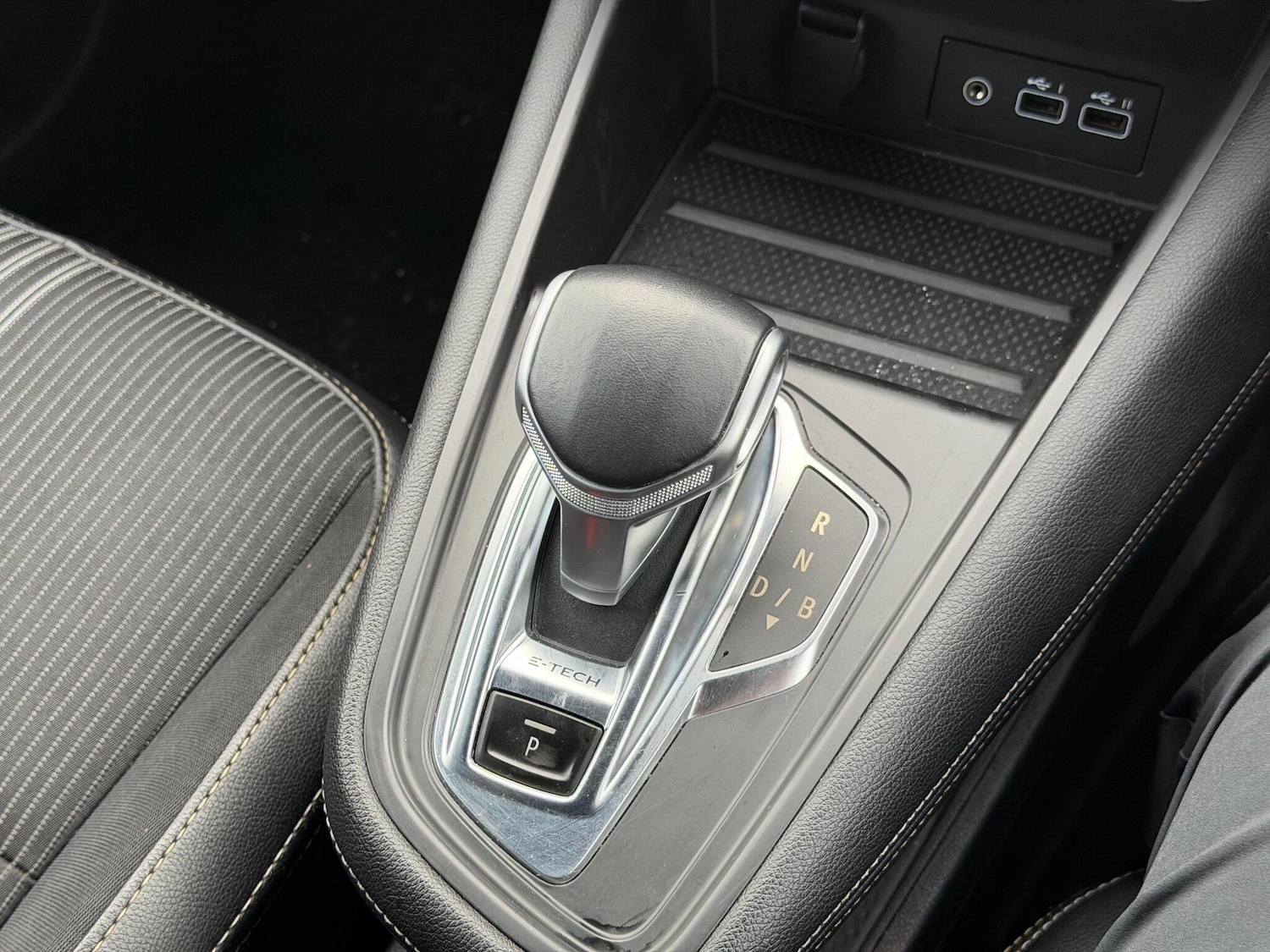 Used Renault Captur for sale - 77216332: Photo 22