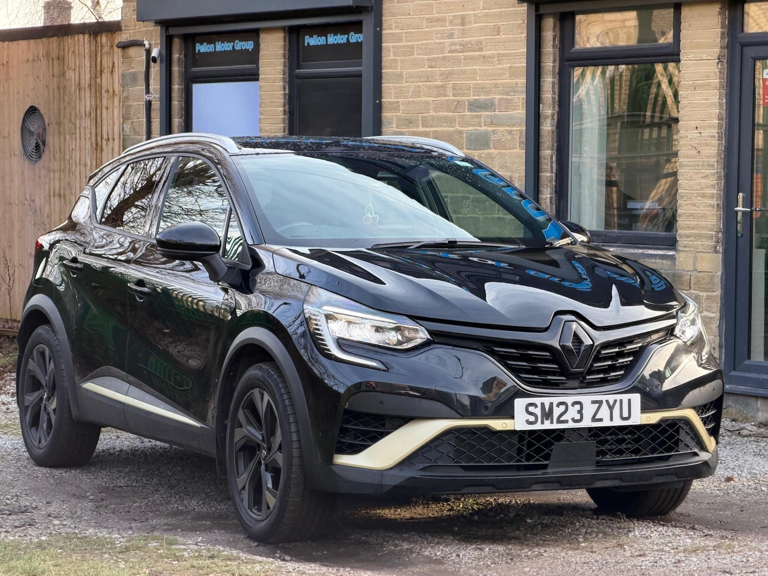 Used Renault Captur for sale - 77216332: Photo 29