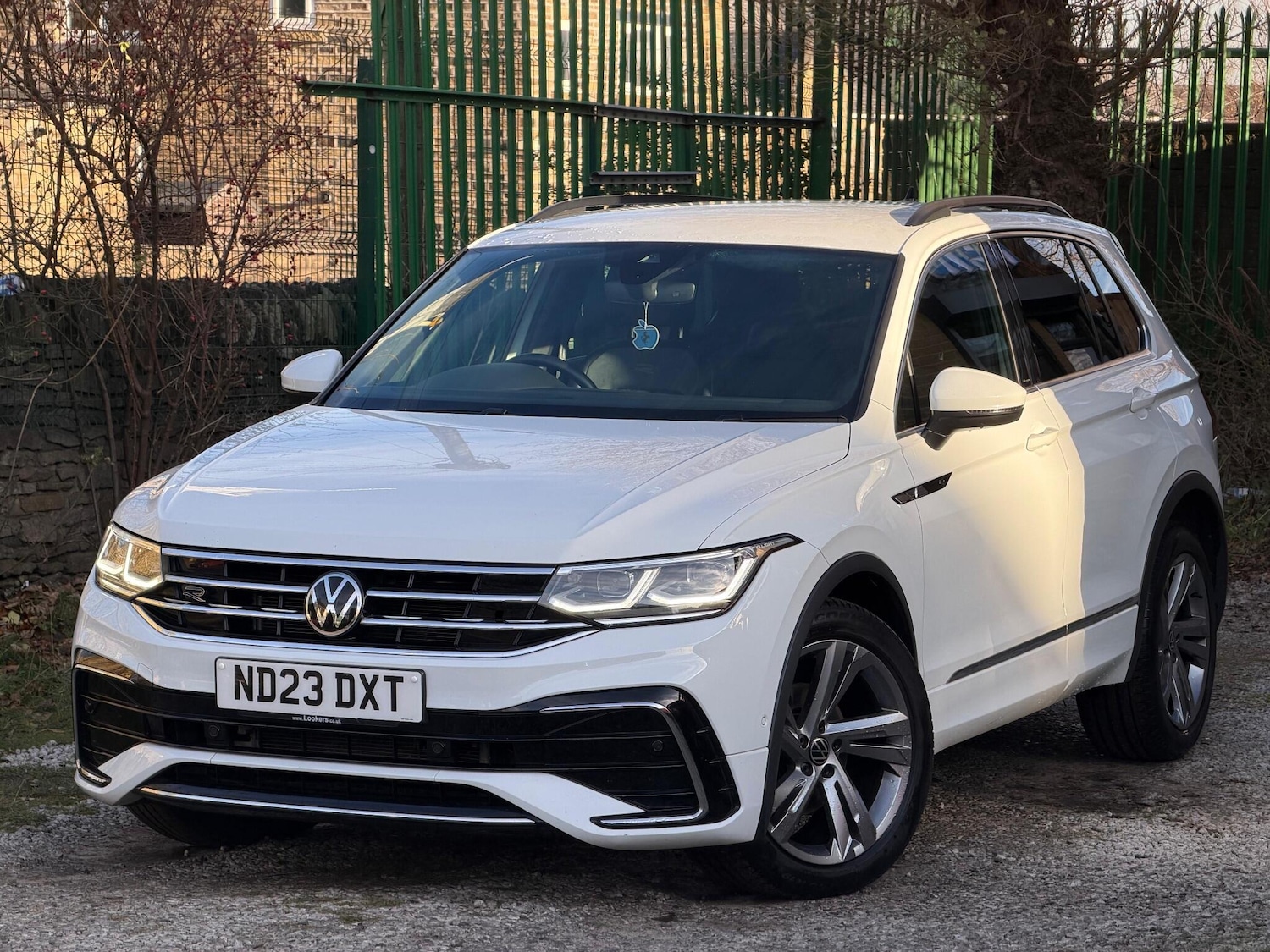 Used Volkswagen Tiguan 2023 for sale - 76666995: Photo 2