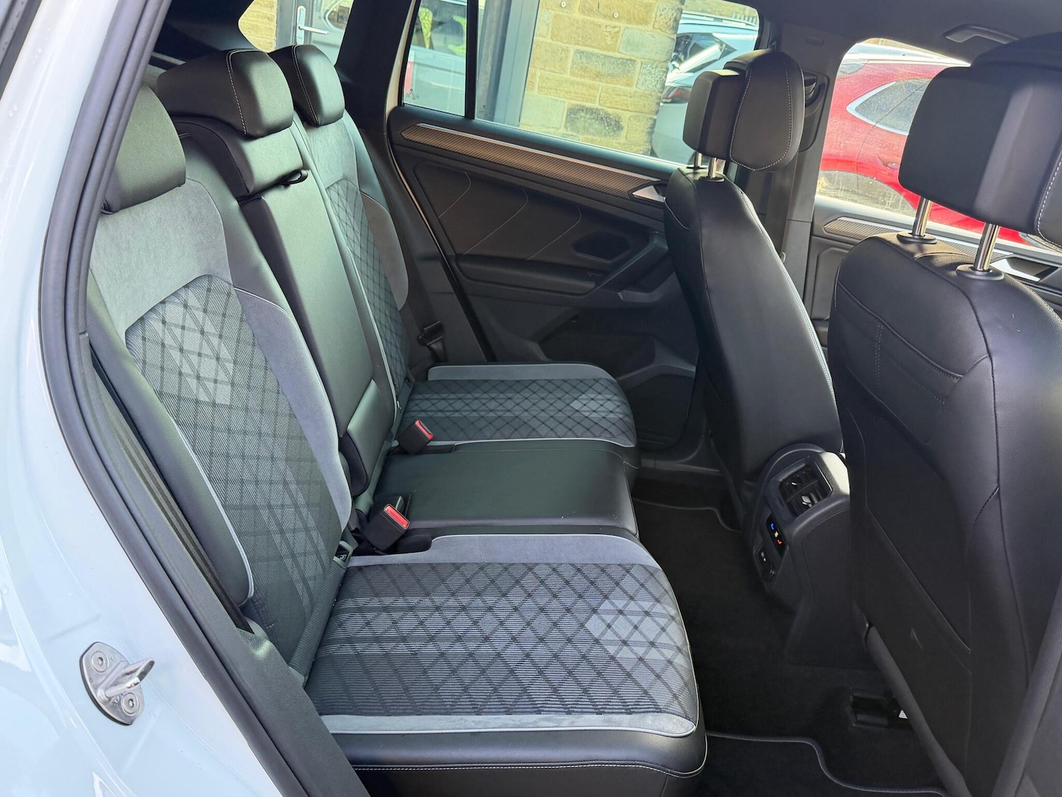 Used Volkswagen Tiguan 2023 for sale - 76666995: Photo 23