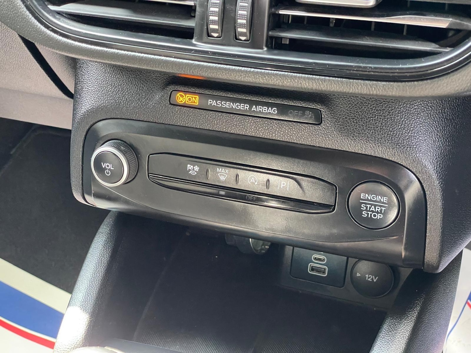 Vehicle 28