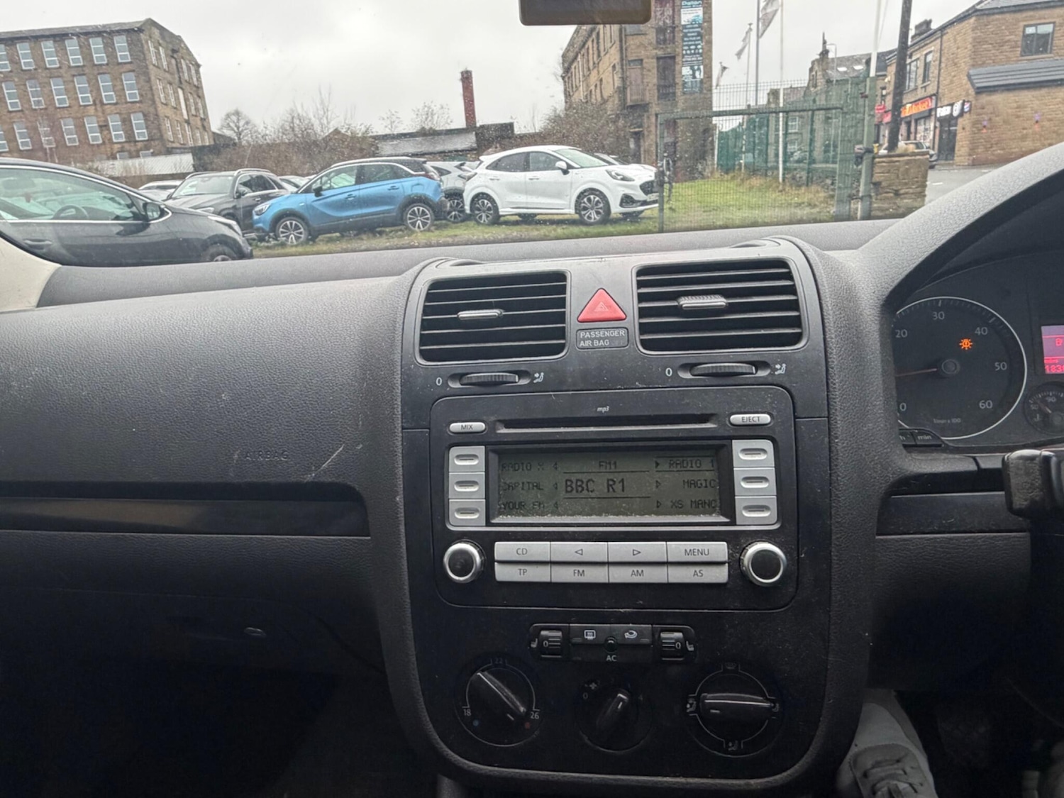 Used Volkswagen Golf 2009 for sale - 77305375: Photo 13