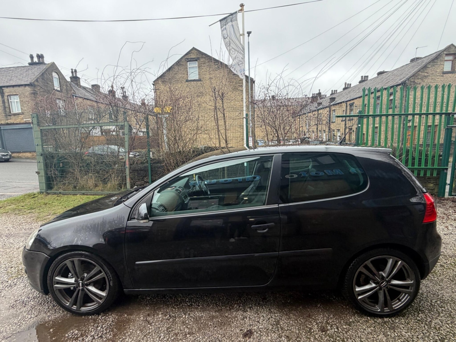 Used Volkswagen Golf 2009 for sale - 77305375: Photo 4