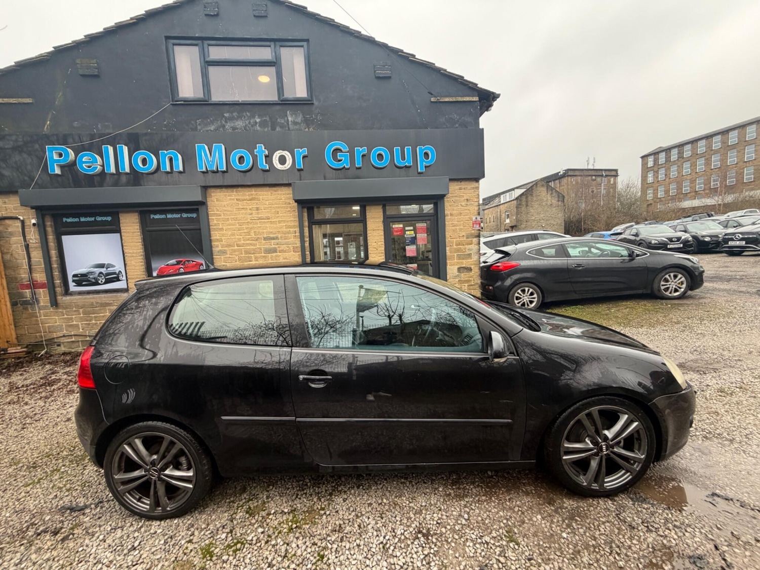 Used Volkswagen Golf 2009 for sale - 77305375: Photo 5