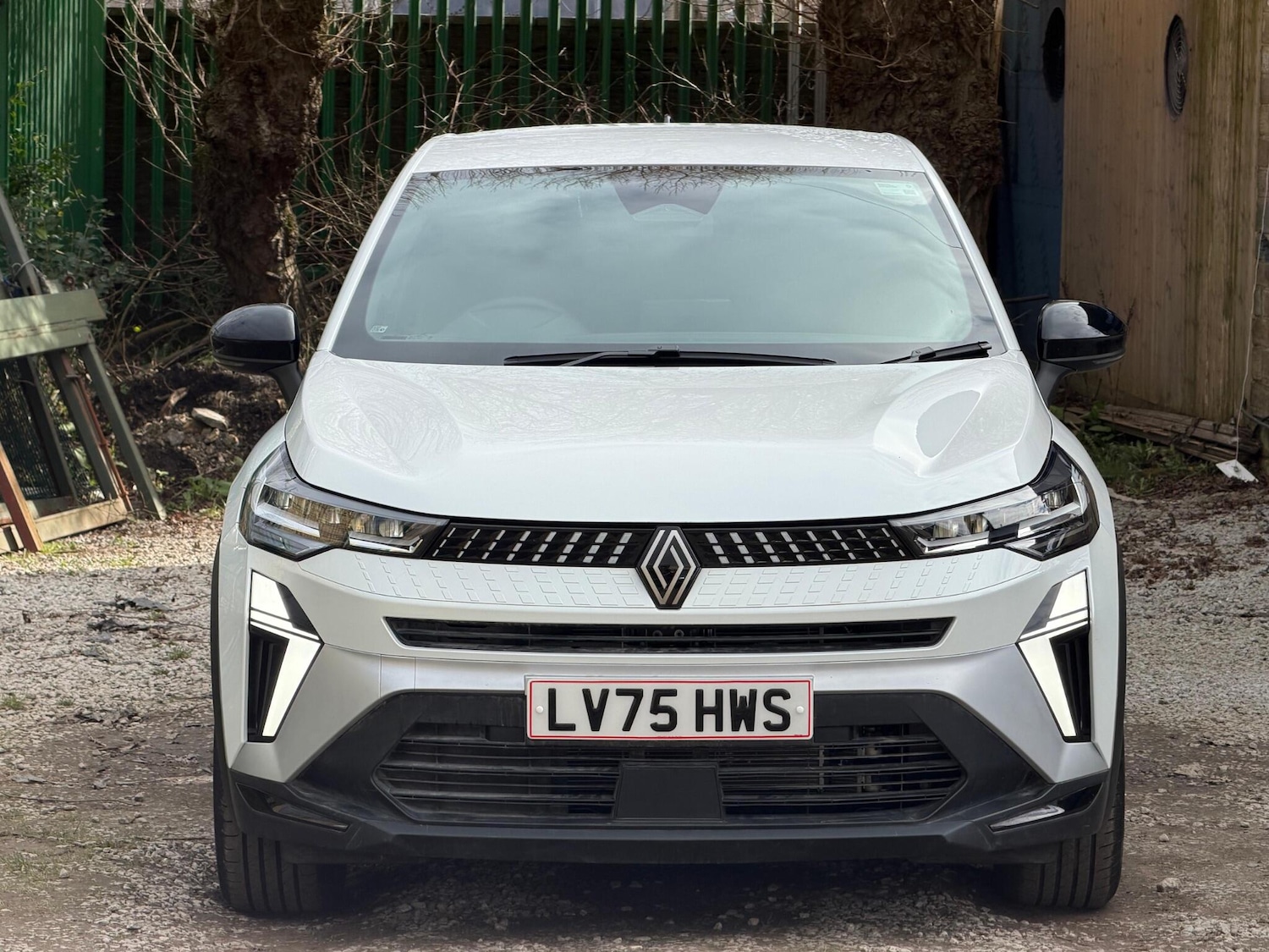 Used Renault Captur for sale - 77824719: Photo 3