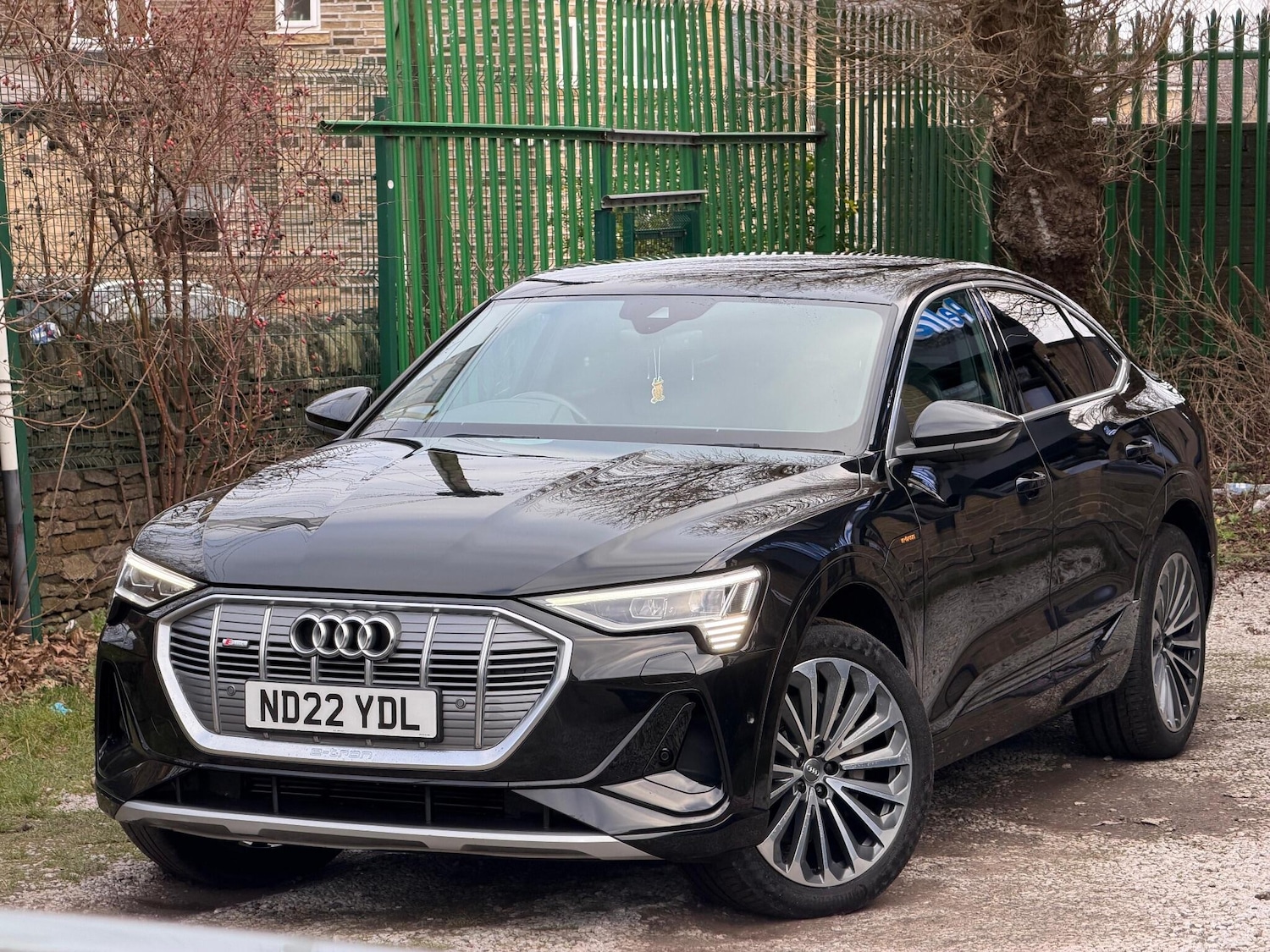 Used Audi e-tron 2022 for sale - 77074453: Photo 2