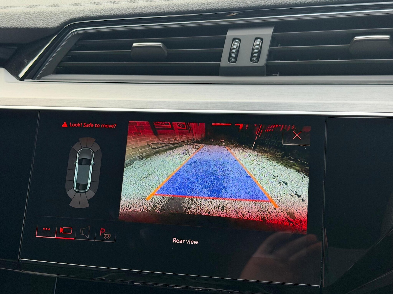 Used Audi e-tron 2022 for sale - 77074453: Photo 45