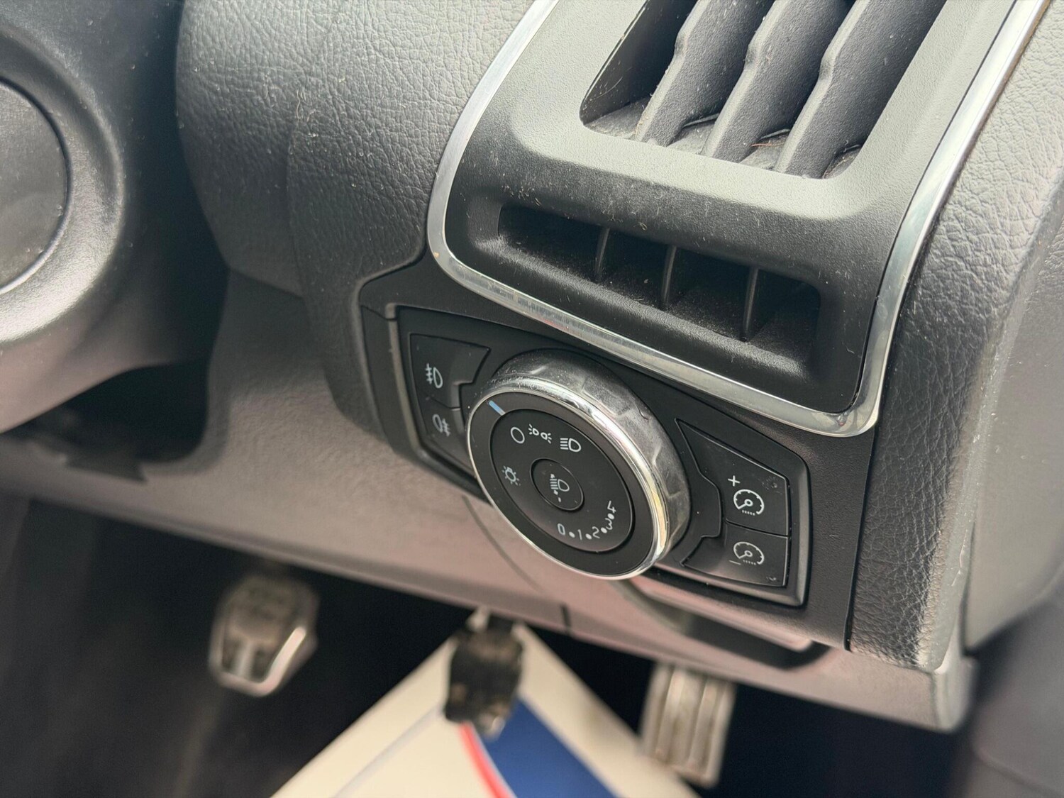 Used Ford Focus for sale - 78115630: Photo 30