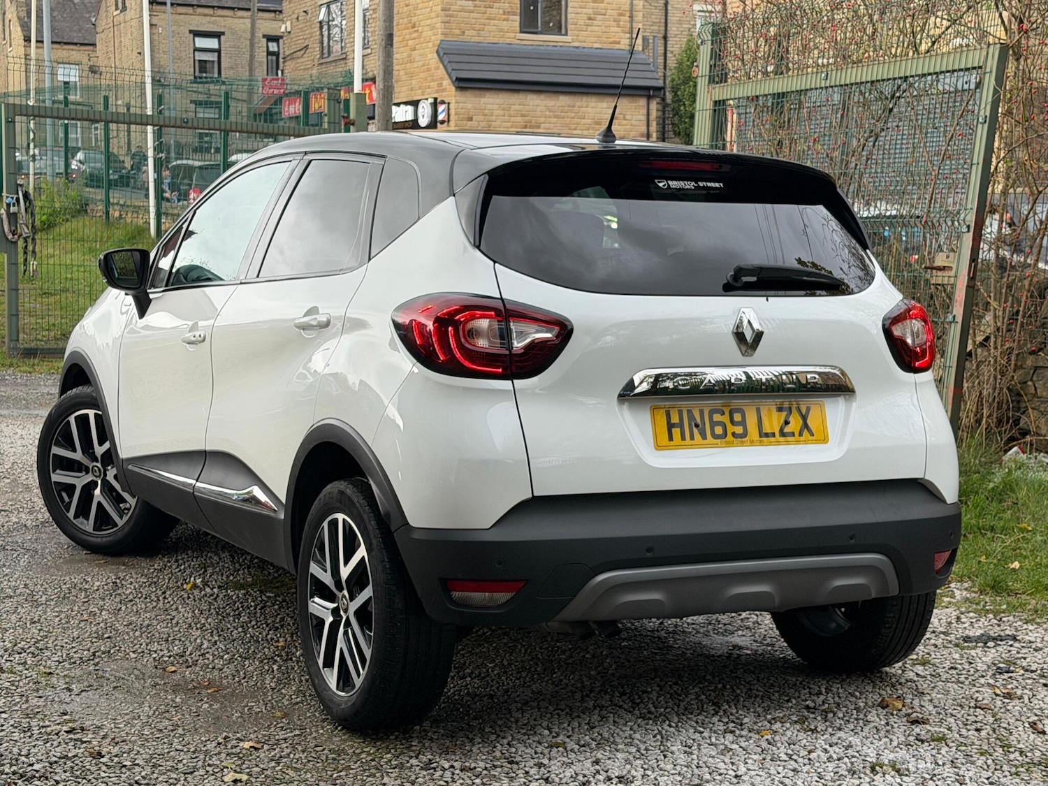 Used Renault Captur 2019 for sale - 76472559: Photo 4