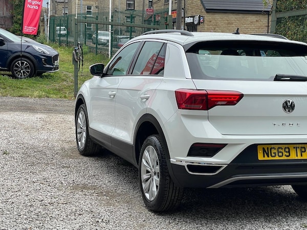Used Volkswagen T-Roc 2020 for sale - 75669685: Photo 11