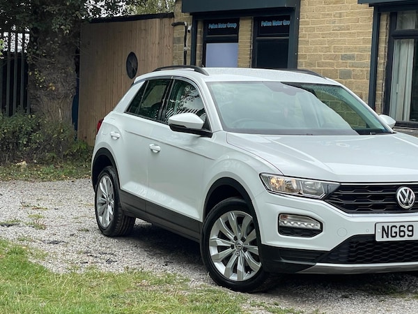 Used Volkswagen T-Roc 2020 for sale - 75669685: Photo 18