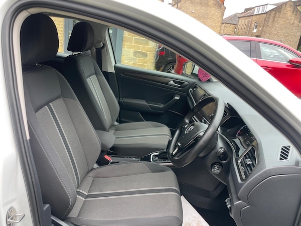 Used Volkswagen T-Roc 2020 for sale - 75669685: Photo 21