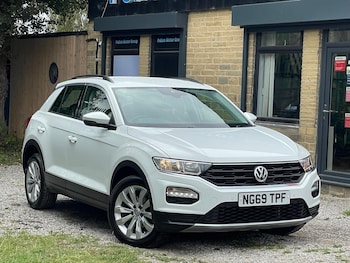 Used Volkswagen T-Roc 2020 for sale - 75669685: Photo