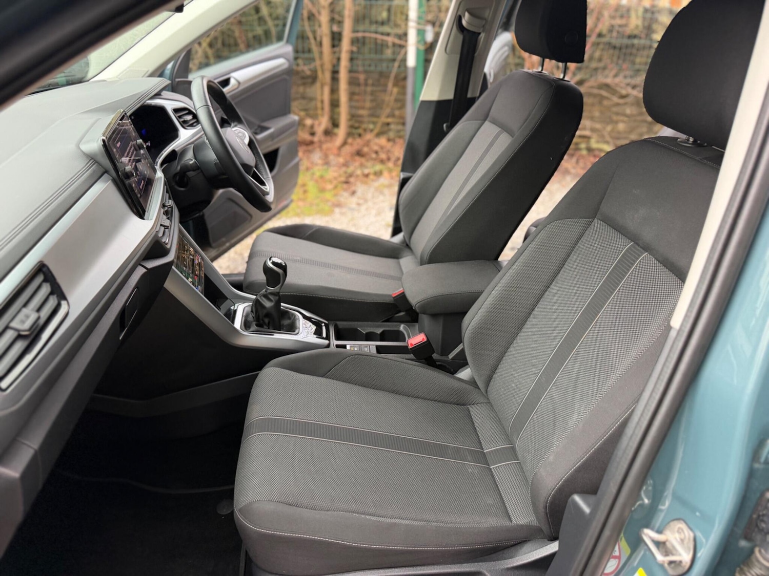 Used Volkswagen T-Roc 2023 for sale - 77400741: Photo 25