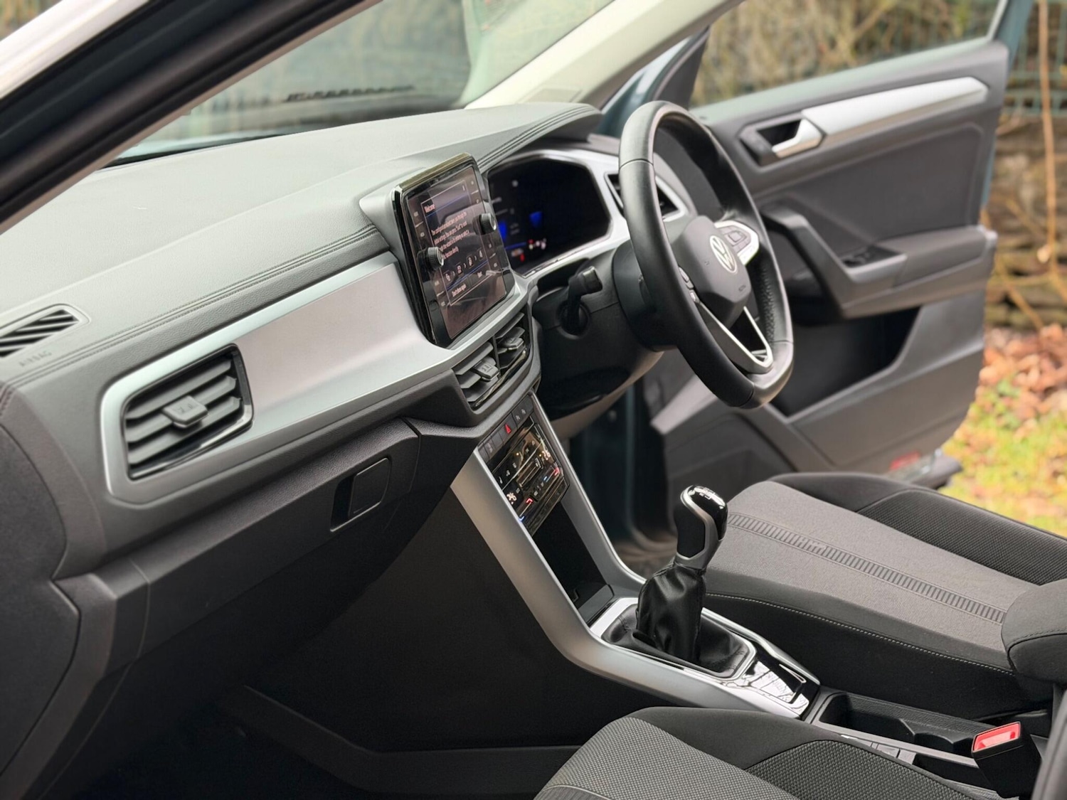 Used Volkswagen T-Roc 2023 for sale - 77400741: Photo 27