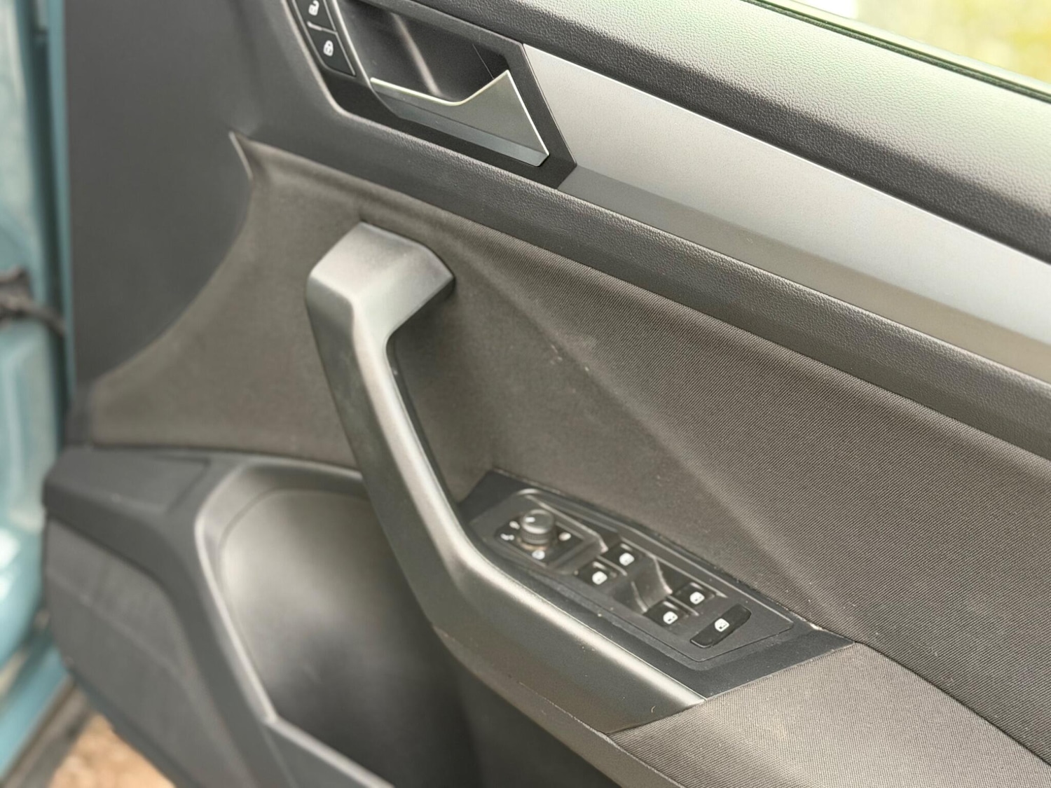 Used Volkswagen T-Roc 2023 for sale - 77400741: Photo 28