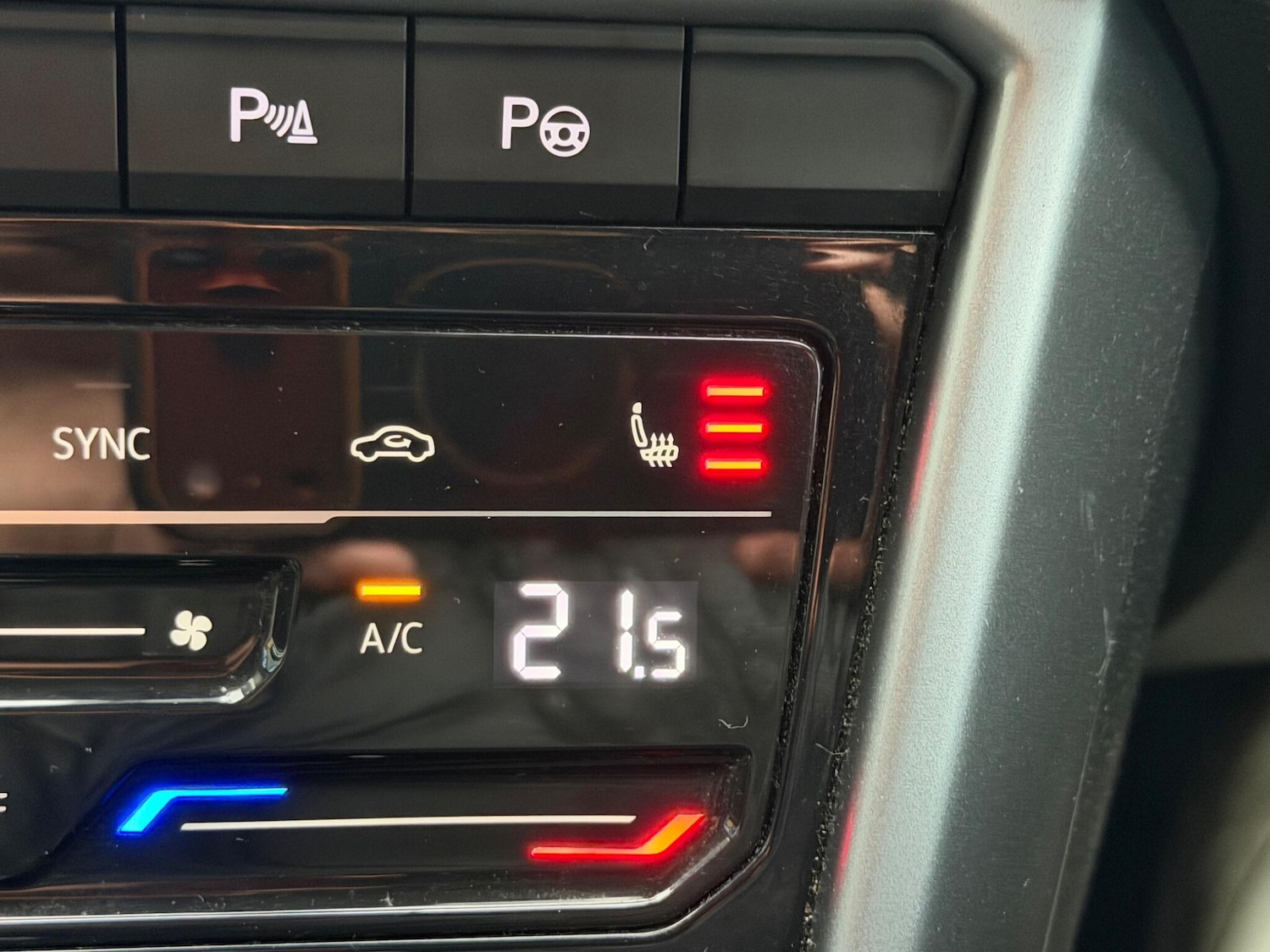 Used Volkswagen T-Roc 2023 for sale - 77400741: Photo 37