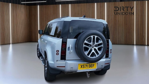 Used Land Rover Defender 2021 for sale - 76275975: Photo 10