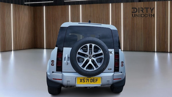 Used Land Rover Defender 2021 for sale - 76275975: Photo 11