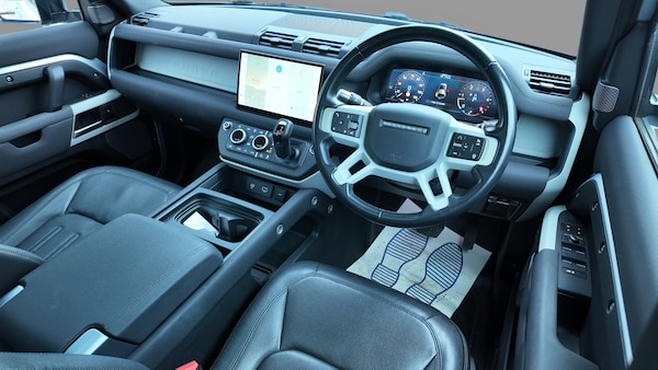 Used Land Rover Defender 2021 for sale - 76275975: Photo 22