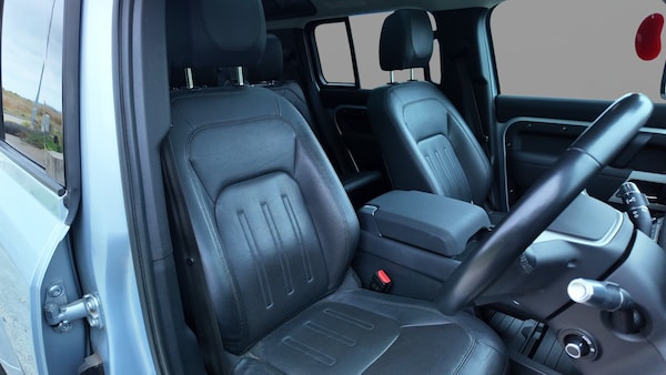 Used Land Rover Defender 2021 for sale - 76275975: Photo 23