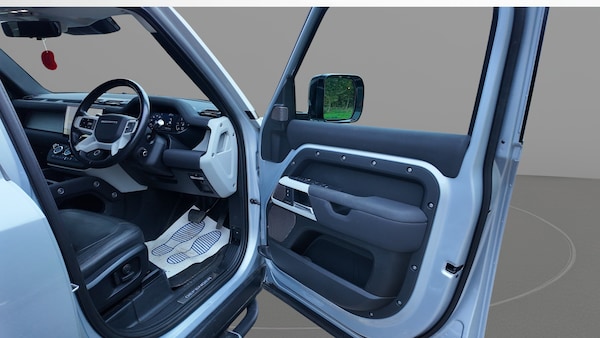 Used Land Rover Defender 2021 for sale - 76275975: Photo 24