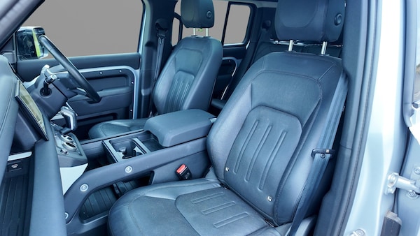Used Land Rover Defender 2021 for sale - 76275975: Photo 26