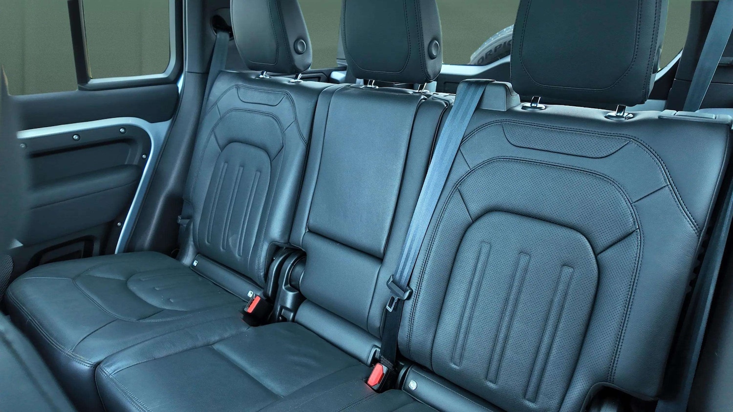 Used Land Rover Defender 2021 for sale - 76275975: Photo 35