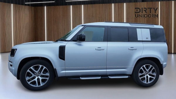 Used Land Rover Defender 2021 for sale - 76275975: Photo 5