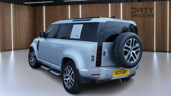 Used Land Rover Defender 2021 for sale - 76275975: Photo 9
