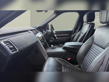 Used Land Rover Discovery 2024 for sale - 79447302: Photo