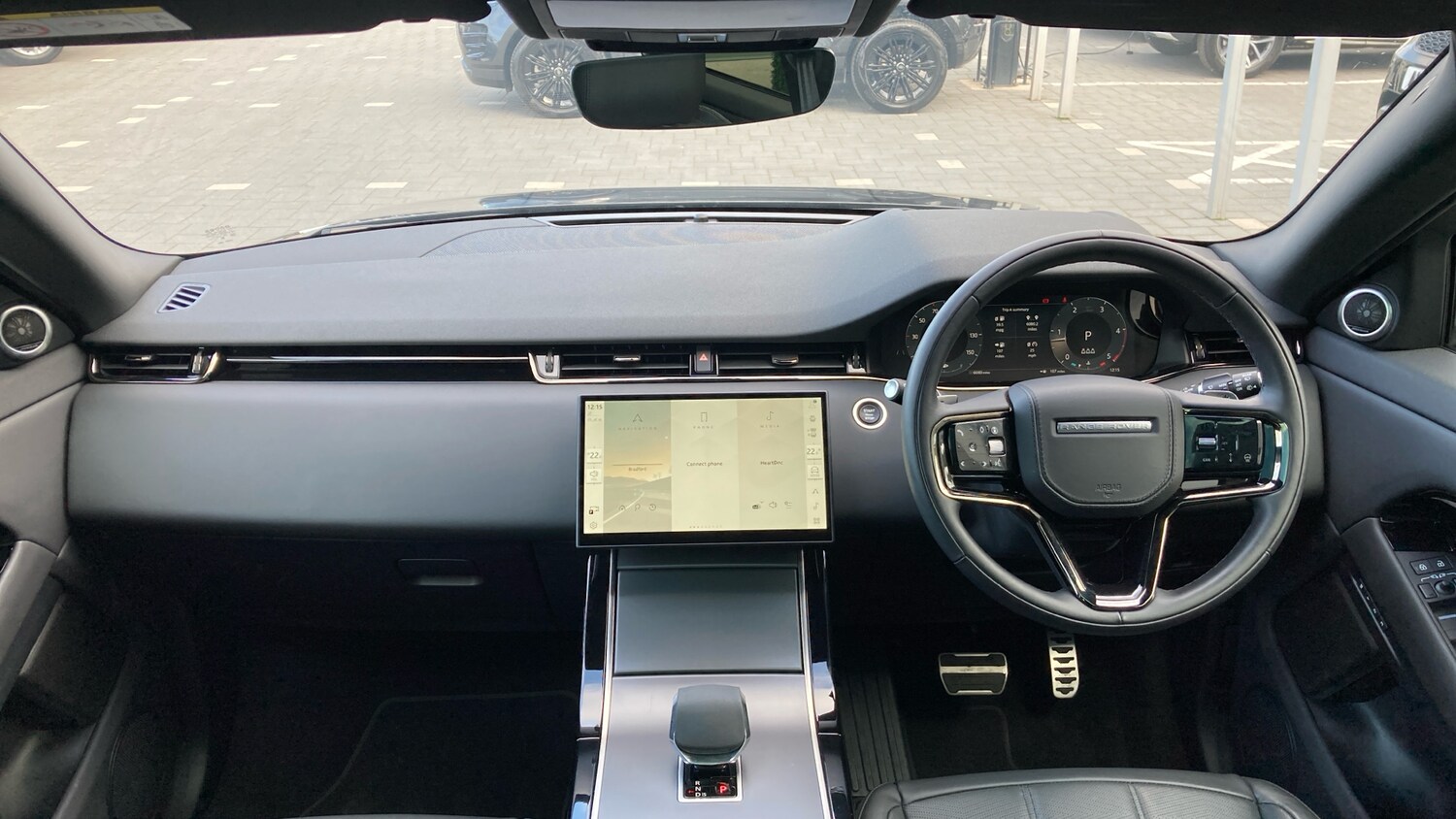 Used Land Rover Range Rover Evoque 2025 for sale - 76196361: Photo 9