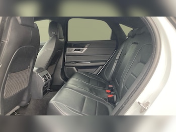 Used Jaguar XF 2020 for sale - 76181922: Photo 4