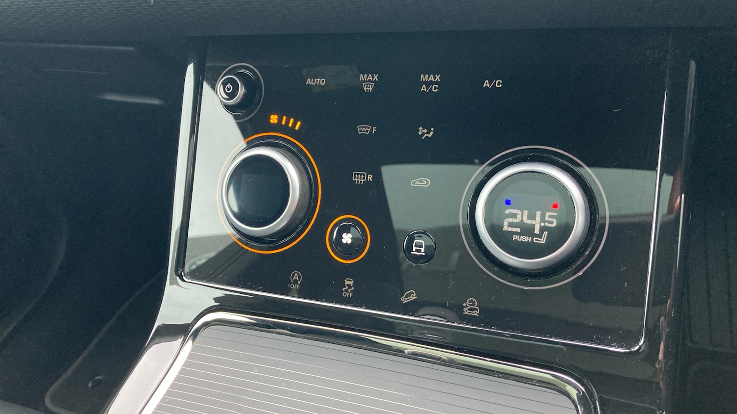 Used Land Rover Range Rover Evoque 2022 for sale - 77048004: Photo 31