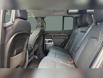 Used Land Rover Defender 2024 for sale - 79380967: Photo