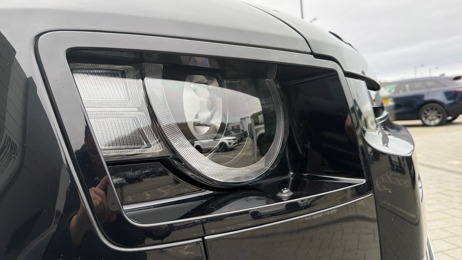 Used Land Rover Defender 2022 for sale - 77639107: Photo 17